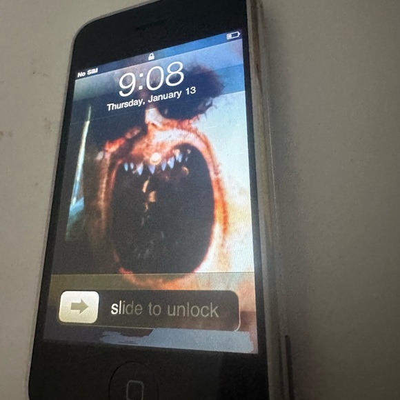 First generation, iPhone, mint condition - Picture 7 of 11